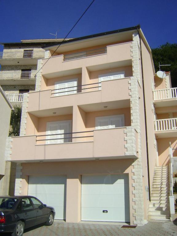 Apartments Maras Мимице Екстериор снимка